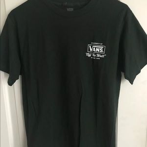 Vans Off The Wall shirt. Men Small